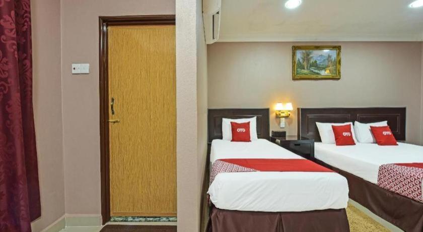 Oyo 90642 Twin Mutiara Chalet & Homestay Jeli Eksteriør bilde